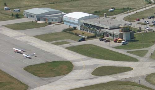 Voeslau Airport photo