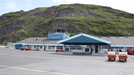 Narsarsuaq-airport-terminal-from-tarmac.jpg