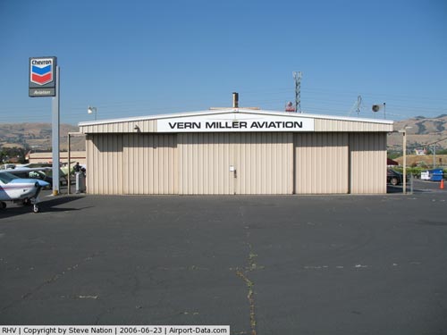 Reid-hillview Of Santa Clara County Airport picture