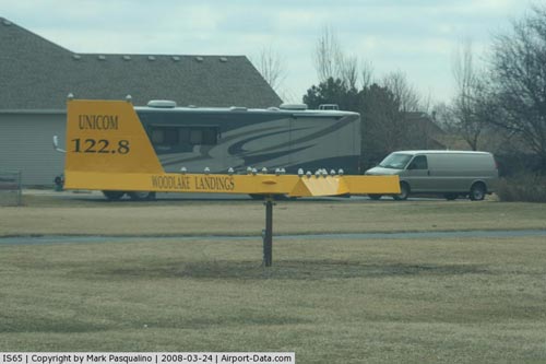 Woodlake Landing Airport picture