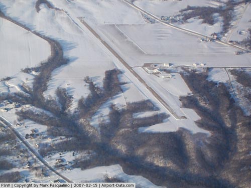 Fort Madison Municipal Airport picture