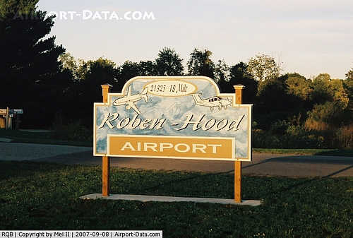 Roben-Hood Airport picture