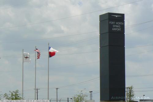 Fort Worth Spinks Airport picture