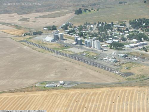 Mansfield Airport picture