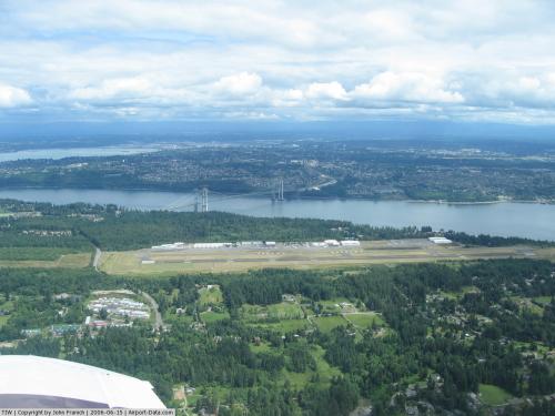 Tacoma Narrows Airport picture