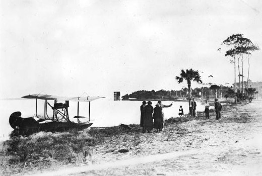 
1916 photo of a seaplane at Daytona