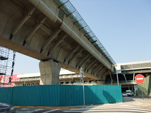 
Construction in progress of the Gautrain viaduct where it enters the terminal building