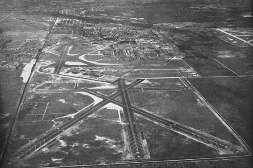 
Aerial view of NAS Miami in the mid-1940s