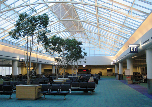 
Atrium at the end of Concourse D