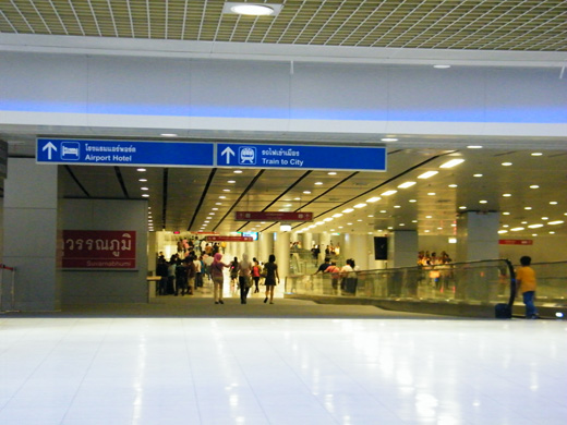 
Airport link Suvarnabhumi station located right below the main terminal building