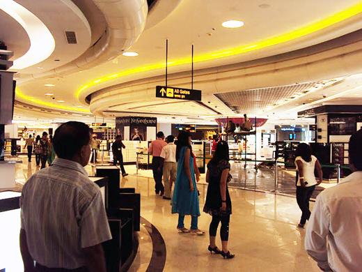 
Plaza lounge, Terminal 1D