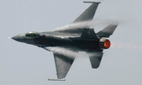 
Transonic flow patterns on F-16 fighter aircraft