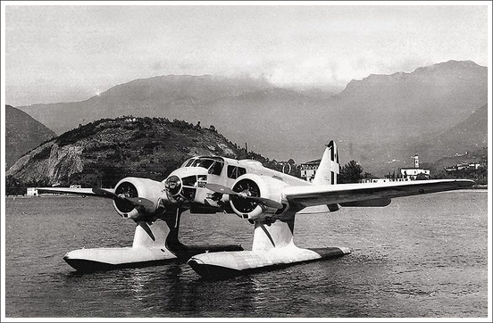 
Caproni Ca.316 seaplane at its moorings.