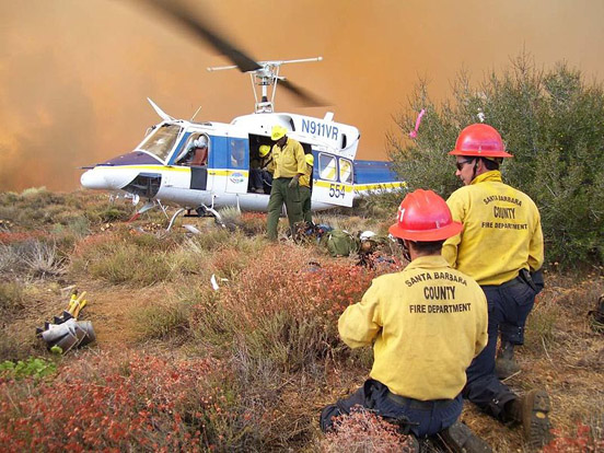
Santa Barbara County helitack crew and a Bell 212 on the Day Fire. USFS photo by Jim Akerman.