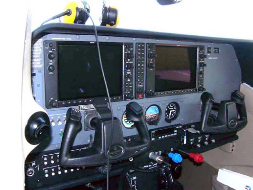 
2005 model Cessna T206H Stationair instrument panel with the Garmin G1000 