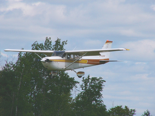 
1977 Cessna R172K Hawk XP