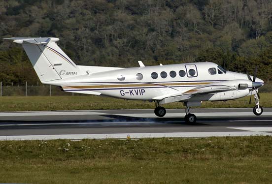 
Super King Air 200 (built 1979) lands at Bristol International Airport, England