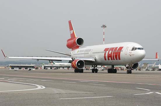 
TAM Airlines MD-11