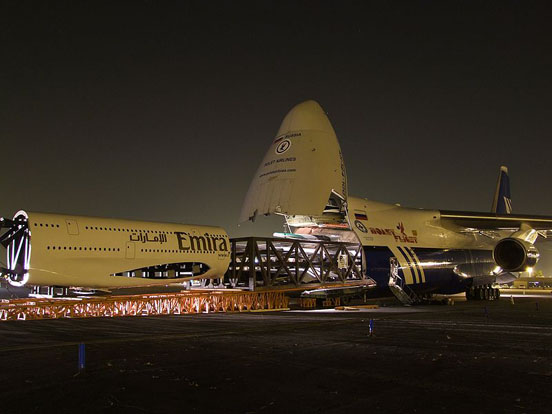 
An-124 of Polet Airlines swallowing an Airbus A380 1/3 model of purchased by Emirates Airline