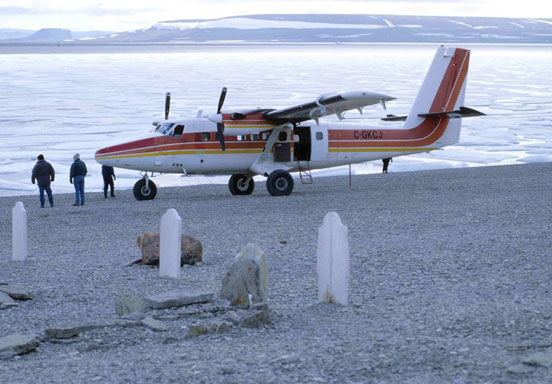 
de Havilland Canada DHC-6 Twin Otter on Beechey Island at seamen graves of John Franklin expedition (Nunavut, Canada) c. 1997. Note the 