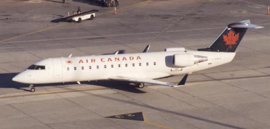 
Air Canada CRJ-200 at Toronto in 1999