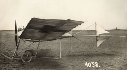 
Fokker's first airplane, the Spin (Spider) (1910)