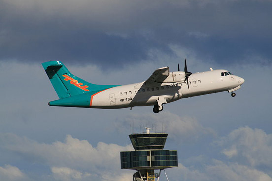 
Toll Aviation ATR 42-300 VH-TOQ, departing from Sydney Airport