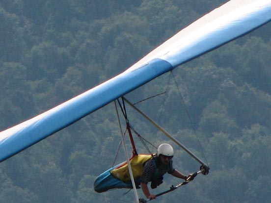 
High-performance flexible-wing hang glider. 2006