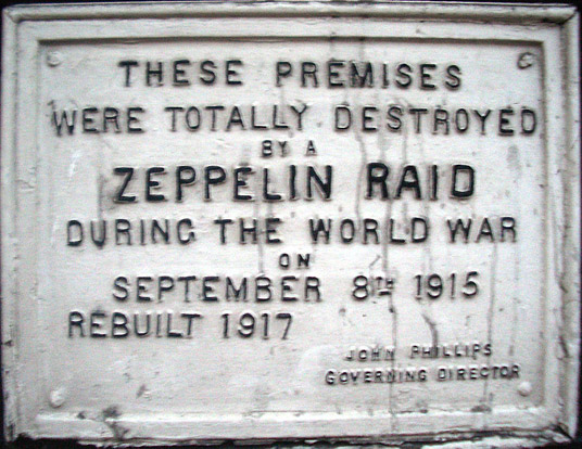 
Plaque commemorating a September 8, 1915 Zeppelin raid on 61 Farringdon Road, London.