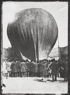 
Balloon landing in Mashgh square, Iran (Persia), at the time of Nasser al-Din Shah Qajar, around 1850.