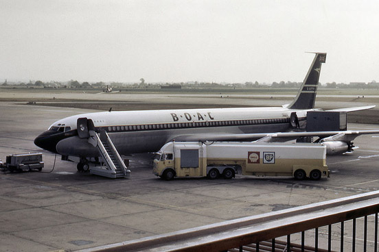 
Conway-powered BOAC 707-436 at London Heathrow Airport in 1964.