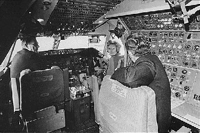 
First Lady Pat Nixon visits the cockpit of the first commercial 747 during the christening ceremony, January 15, 1970.