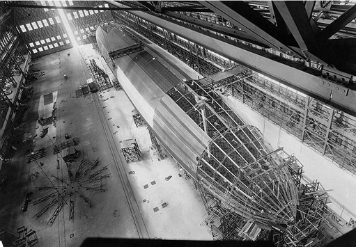 
Construction of USS Shenandoah (ZR-1), 1923, showing the framework of a rigid airship.