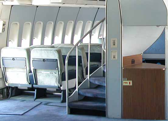 
On the 747-100 and 747-200, a spiral staircase connected the main and upper decks
