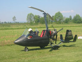 
A Super Genie Autogyro readying for take-off