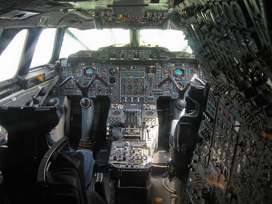 
Concorde's cockpit layout