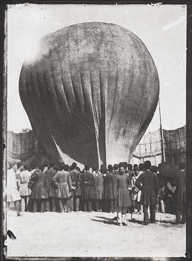 
Balloon landing in Mashgh square, Iran(Persia), at the time of Nasser al-Din Shah Qajar, around 1850.