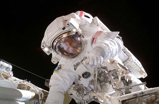 
Astronaut Michael E. Lopez-Alegria, Expedition 14 commander during an EVA