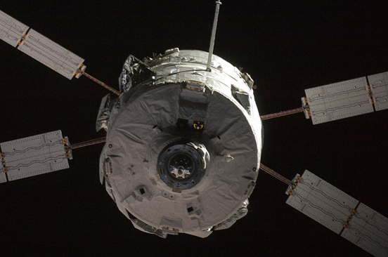 
Jules Verne Automated Transfer Vehicle approaches the International Space Station on Monday, 31 March 2008