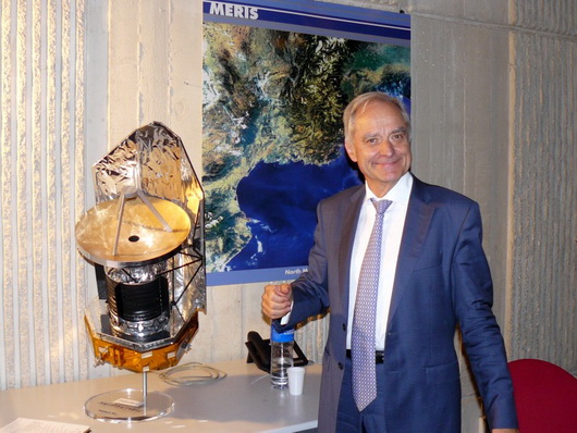 André Brahic, astronomer, during a conference in the Cannes Mandelieu Space Center