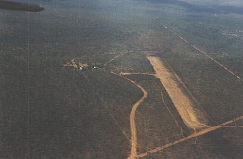 Theda Station Airport