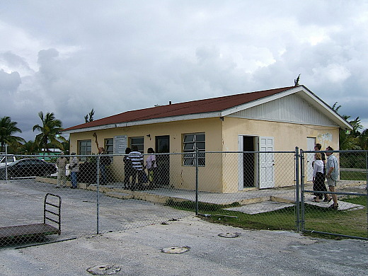 The Arthurs Town, Cat Island airport terminal. - panoramio.jpg