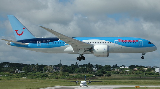 Thomson Airways Boeing 787-8 landing in Barbados