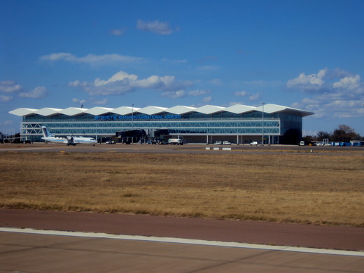 Aeropuerto Internacional Sir Seretse Khama.jpg