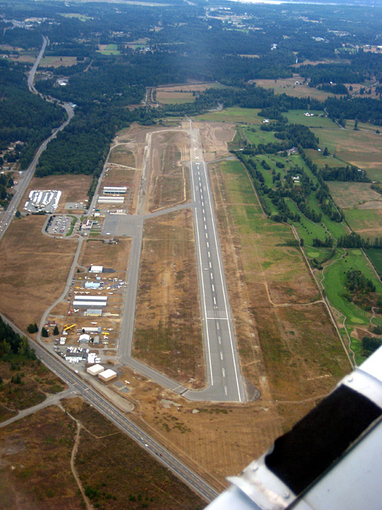 Nanaimo Airport Collishaw Terminal.jpg
