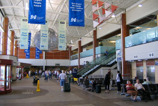 Domestic arrivals hall and escalators to U.S. departures