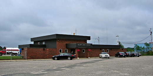 Elliot Lake Airport 2.jpg
