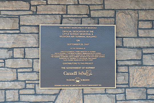 Plaque commemorating dedication of the memorial