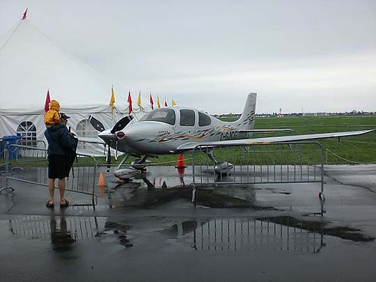 Montréal Saint-Hubert Longueuil Airport