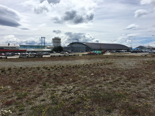 Presidente Carlos Ibáñez del Campo International Airport.JPG